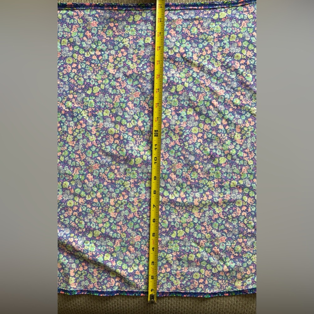 🩱2/$16🩱VINTAGE EUC asymmetric Stretch multicolor mini side-tie coverup - Picture 7 of 11
